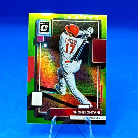 2022 Panini Donruss Optic - Shohei Ohtani #141 Lime Green Prizm Refractor - Picture 4 of 7